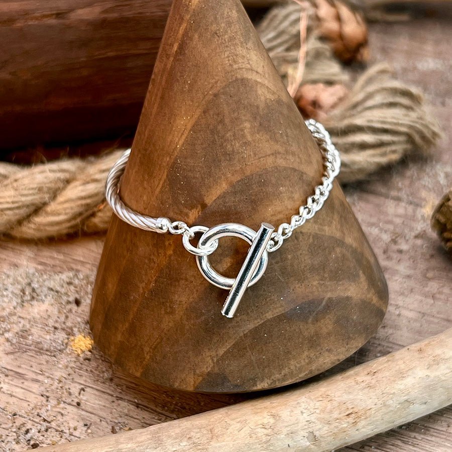 Bracelet femme demi - jonc en argent 925 – LOCK ME LOUD, SUGAR, demi - jonc t, maille jaseron ou gourmette et fermoir toggle XL – bijoux fait main en argent 925 | Pitch & Néo