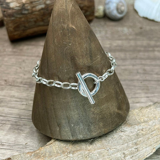 Bracelet femme I’M BUSY BEING ICONIC – chaîne jaseron allongée & fermoir toggle en argent 925 – bijoux fait main en argent 925 | Pitch & Néo