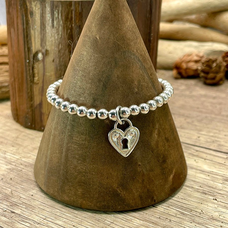 Bracelet femme LOCKED ON ME – perles boules 5 mm & pendentif cadenas cœur oversize et argent 925 – bijoux fait main en argent 925 | Pitch & Néo