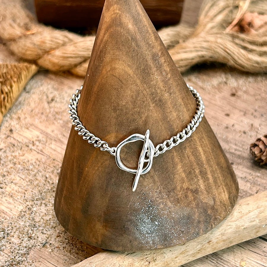 Bracelet femme MELT ME SOFTLY – chaîne gourmette & fermoir toggle effet fondu et argent 925 – bijoux fait main en argent 925 | Pitch & Néo