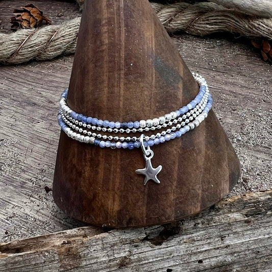 Bracelet femme multi - rang BAD MERMAID ENERGY – perles de tanzanite facettées, pendentif étoile de mer et argent 925 – bijoux fait main en argent 925 | Pitch & Néo