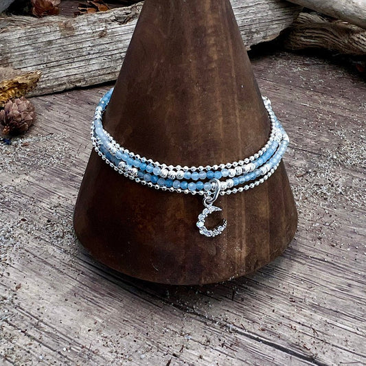 Bracelet femme multi - rang FREEZE THE MOON – perles d’aigue - marine, pendentif lune zircon et argent 925 – bijoux fait main en argent 925 | Pitch & Néo