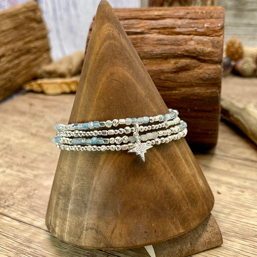 Bracelet femme multi - rang ICE TO MEET YOU – perles d’aigue - marine, pendentif étoile zircon et argent 925 – bijoux fait main en argent 925 | Pitch & Néo