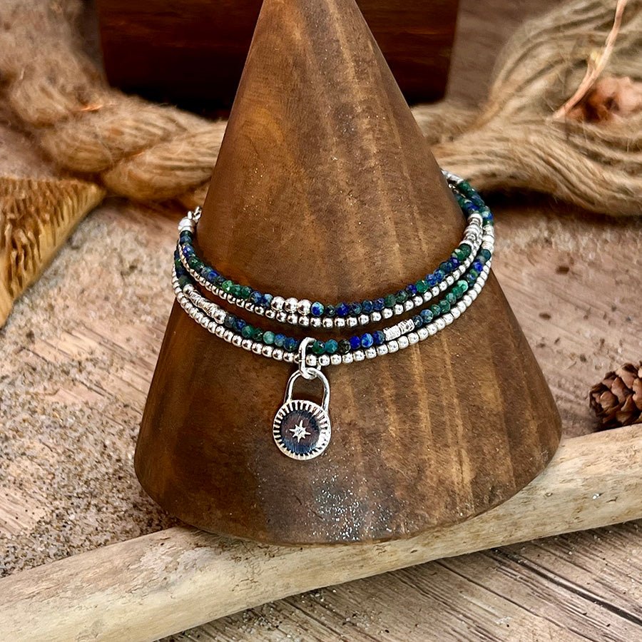 Bracelet femme multi - rang KEEP MY COSMOS – perles de chrysocolle, argent 925 et pendentif cadenas étoile polaire zircons – bijoux fait main en argent 925 | Pitch & Néo
