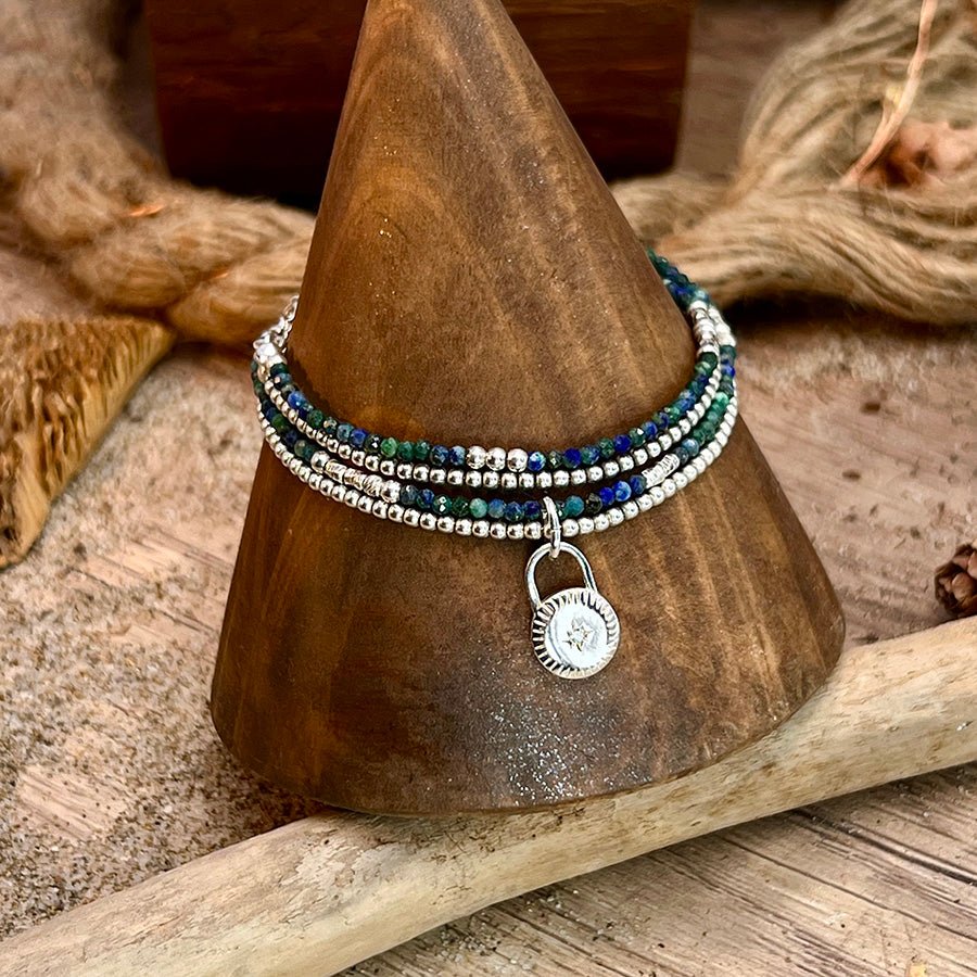 Bracelet femme multi - rang KEEP MY COSMOS – perles de chrysocolle, argent 925 et pendentif cadenas étoile polaire zircons – bijoux fait main en argent 925 | Pitch & Néo
