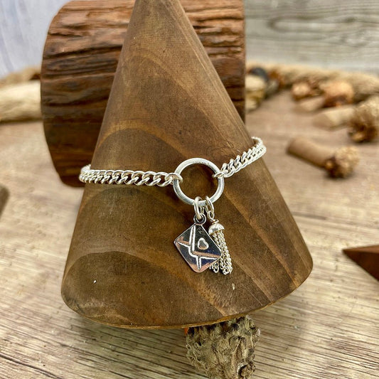 Bracelet femme PRIVATE MESSAGE ONLY – maille gourmette & pendentif enveloppe cœur et pampille chaînes fines en argent 925 – bijoux fait main en argent 925 | Pitch & Néo