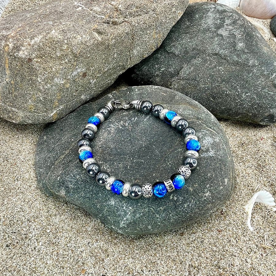 Bracelet homme DARK NEON – perles de térahertz 8 mm, intercalaire argent 925 et donut signature, fermoir en 8 argent 925 – bijoux fait main en argent 925 | Pitch & Néo