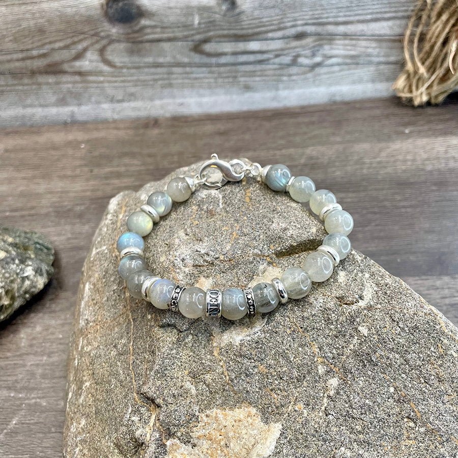 Bracelet homme DIRTY MOONLIGHT – perles de pierre de lune arc - en - ciel 10 mm, donut Pitch & Néo® et fermoir infini argent 925 – bijoux fait main en argent 925 | Pitch & Néo