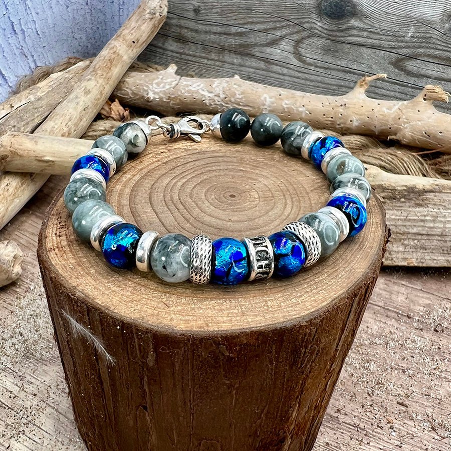 Bracelet homme DONUT DISTURB – perles d’œil d’aigle 10 mm, donut signature et fermoir mousqueton argent 925 – bijoux fait main en argent 925 | Pitch & Néo