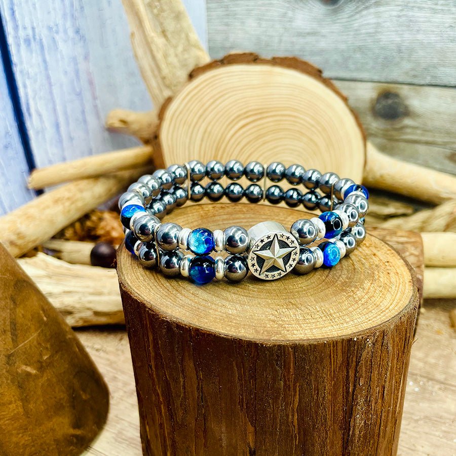 Bracelet homme double rang TOO BRIGHT TO HIDE – perles de térahertz 8 mm, perles de verre phosphorescentes et palet étoile argent 925 – bijoux fait main en argent 925 | Pitch & Néo