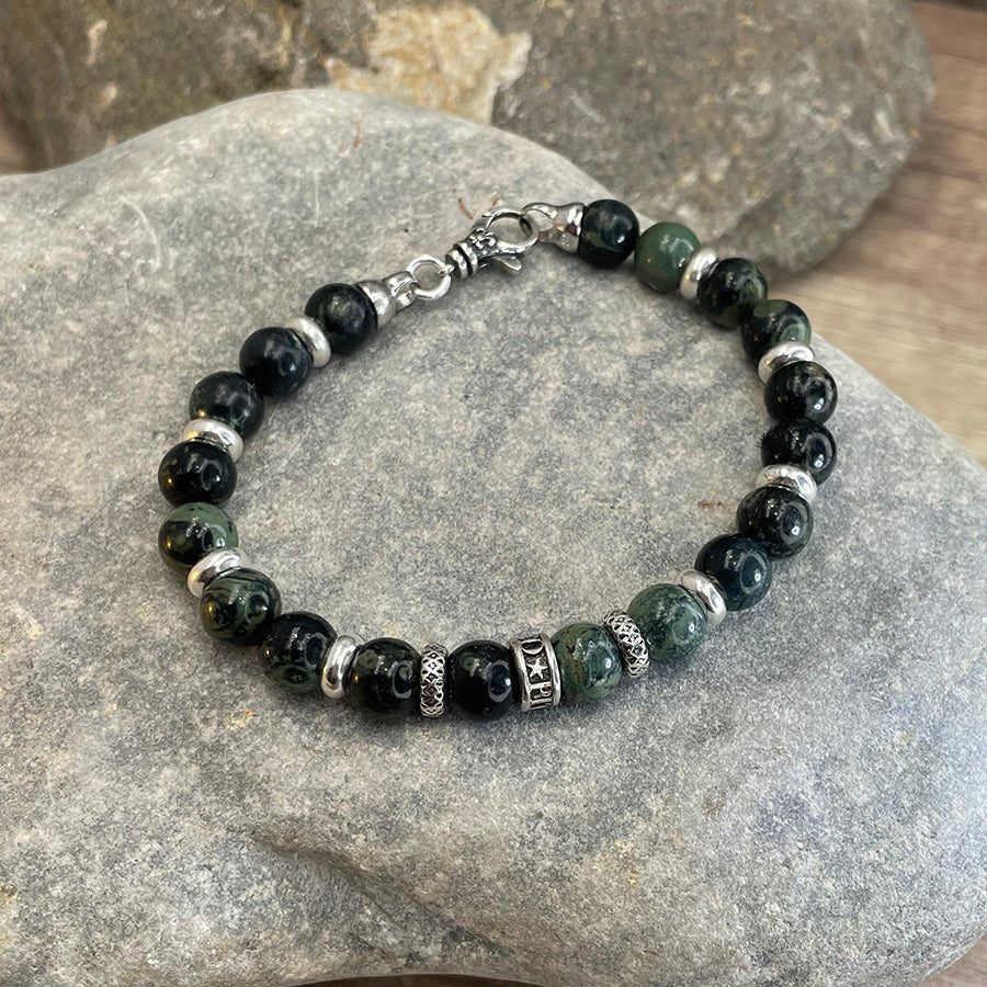 Bracelet homme GUAC & ROLL – perles de jaspe kambaba 8 mm, donut signature, fermoir mousqueton et argent 925 – bijoux fait main en argent 925 | Pitch & Néo