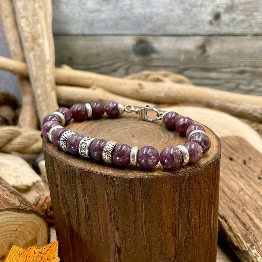 Bracelet homme HELLBERRY – perles de lépidolite 10 mm, intercalaires ajourés et fermoir argent 925 – bijoux fait main en argent 925 | Pitch & Néo