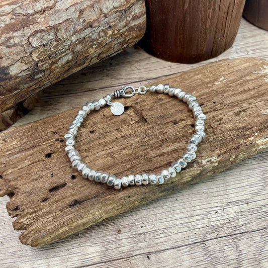 Bracelet homme OUT OF LINE – perles carrées argent 925 et fermoir étoile – bijoux fait main en argent 925 | Pitch & Néo