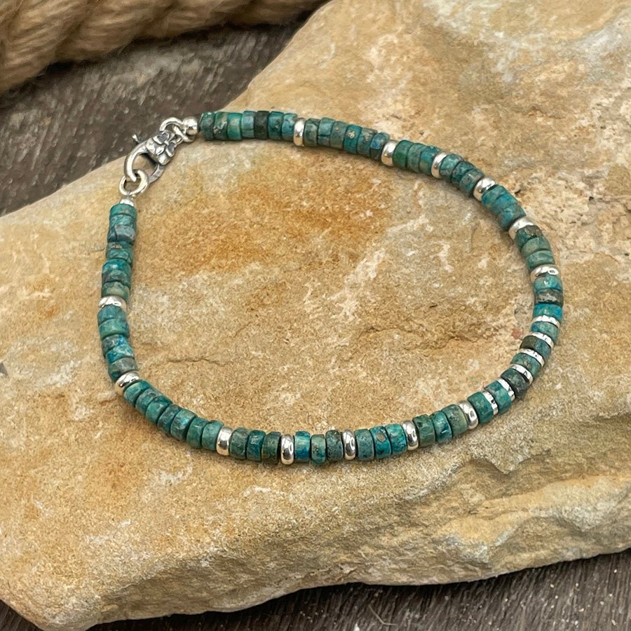Bracelet homme surfeur WAVE CRUSH – perles heishi turquoise véritables 4 mm et fermoir mousqueton argent 925 – bijoux fait main en argent 925 | Pitch & Néo