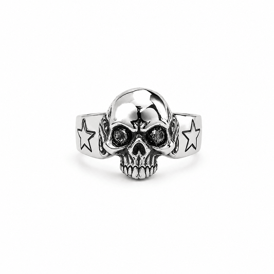 Chevalière tête de mort homme JOHN DOE – argent 925 et étoiles signature – bijoux fait main en argent 925 | Pitch & Néo