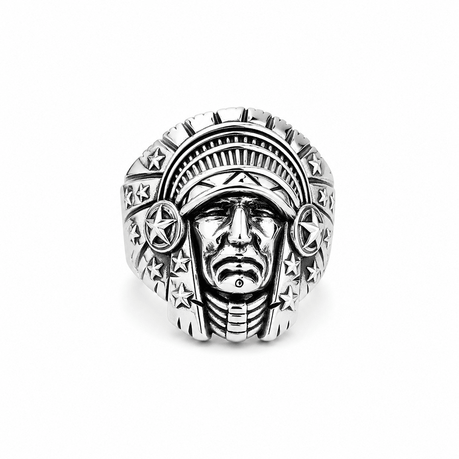 Chevalière tête d’indien homme SITTING BULL – argent 925 et étoiles signature – bijoux fait main en argent 925 | Pitch & Néo