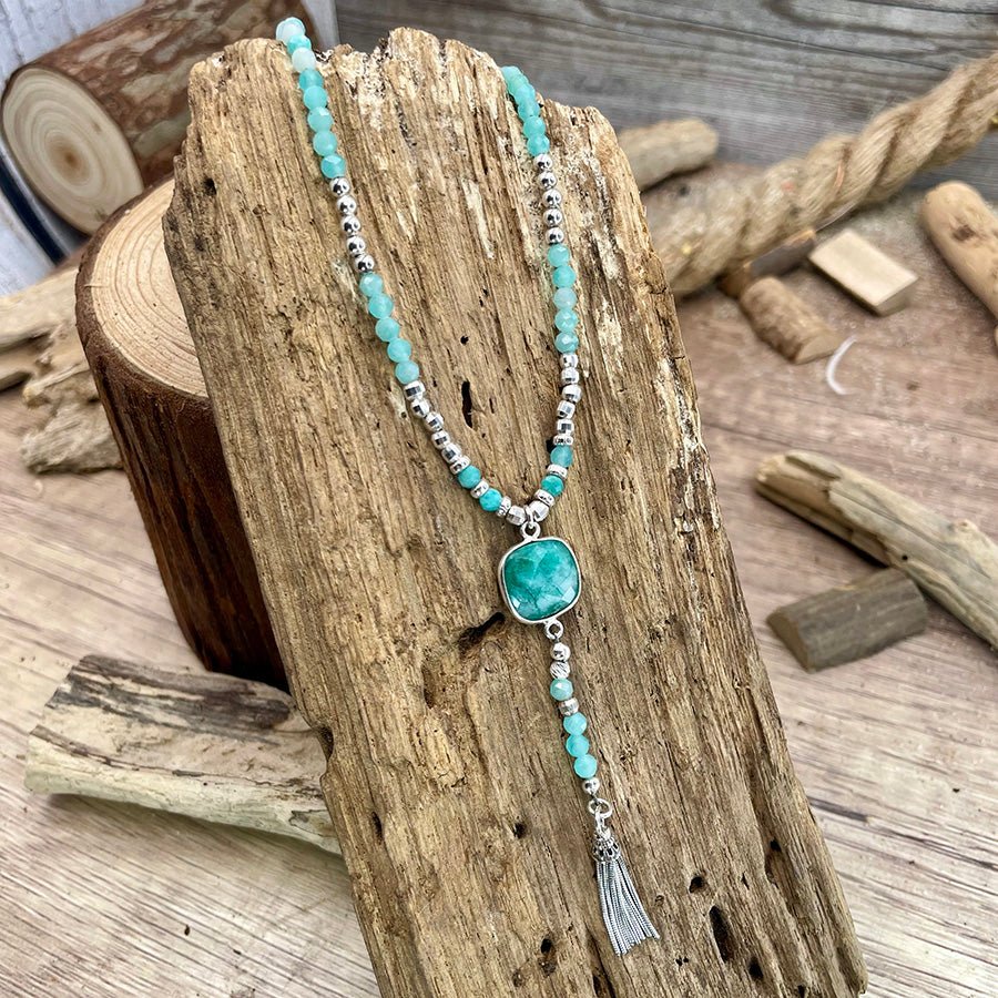 Collier chapelet femme AMAZON GLAM – perles d’amazonite, forme Y & cabochon amazonite et pampille en argent 925 – bijoux fait main en argent 925 | Pitch & Néo