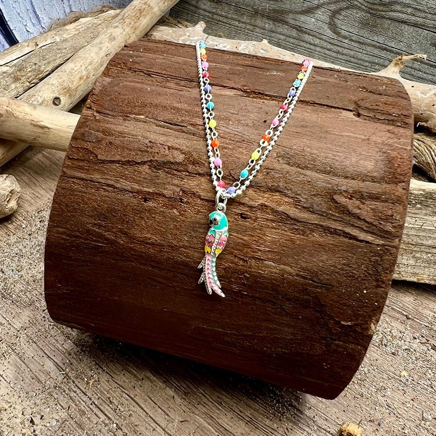 Collier double rang chaîne perles émaillées fluo multicolore et chaîne boules facettées scintillantes pendentif perroquet émaillé arc - en - ciel femme argent 925 FLY ME TO IBIZA – bijoux fait main en argent 925 | Pitch & Néo