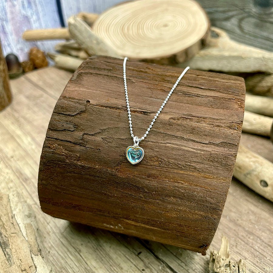 Collier femme BITE MY HEART – chaîne boules facettées scintillantes en argent 925 et pendentif cœur cristal arc - en - ciel – bijoux fait main en argent 925 | Pitch & Néo