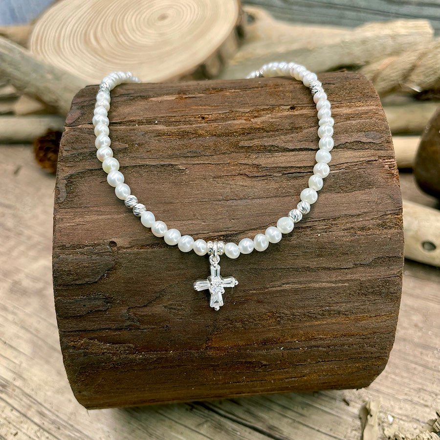 Collier femme BLESSED BUT WILD – perles de culture 4 mm, croix zircon baguette et perles diamantées argent 925 – bijoux fait main en argent 925 | Pitch & Néo