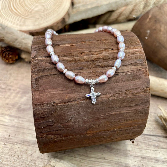 Collier femme BLESSED & OBSESSED – perles de culture rose - violet, croix en zircons baguette sur argent 925 – bijoux fait main en argent 925 | Pitch & Néo