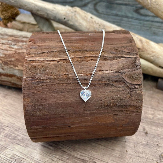 Collier femme BRIGHTER THAN MY FUTURE – chaîne boules facettées scintillantes, pendentif cœur zircon serti milgrain et argent 925 – bijoux fait main en argent 925 | Pitch & Néo