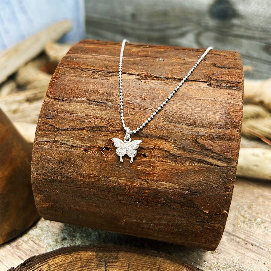 Collier femme BUTTERFLY CRUSH – chaîne boules facettées scintillantes, pendentif papillon zircons et argent 925 – bijoux fait main en argent 925 | Pitch & Néo