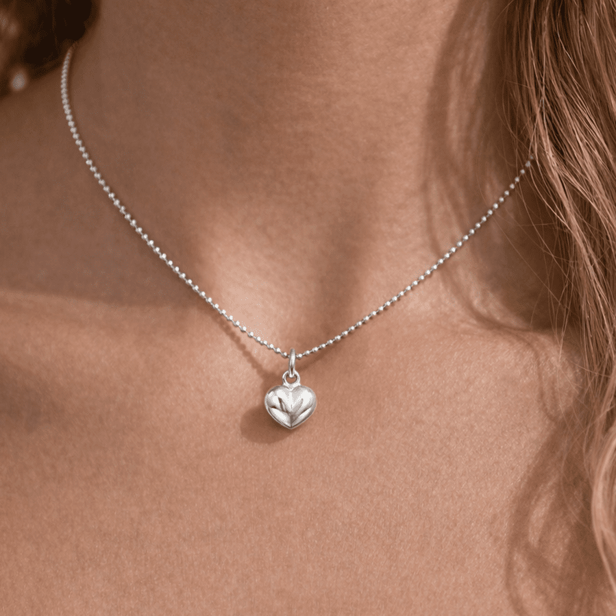 Collier femme DEEP CRUSH – chaîne boules facettées scintillantes & pendentif cœur bombé moyen en argent 925 – bijoux fait main en argent 925 | Pitch & Néo