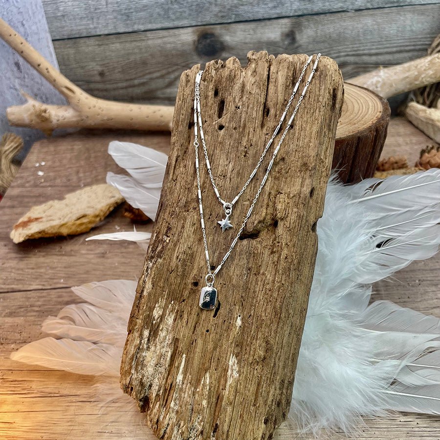 Collier femme double - rang DON’T ASK, JUST SPARK – maille forçat tubes miroir & pendentifs étoile polaire et médaille gravée étoile du Nord en argent 925 – bijoux fait main en argent 925 | Pitch & Néo