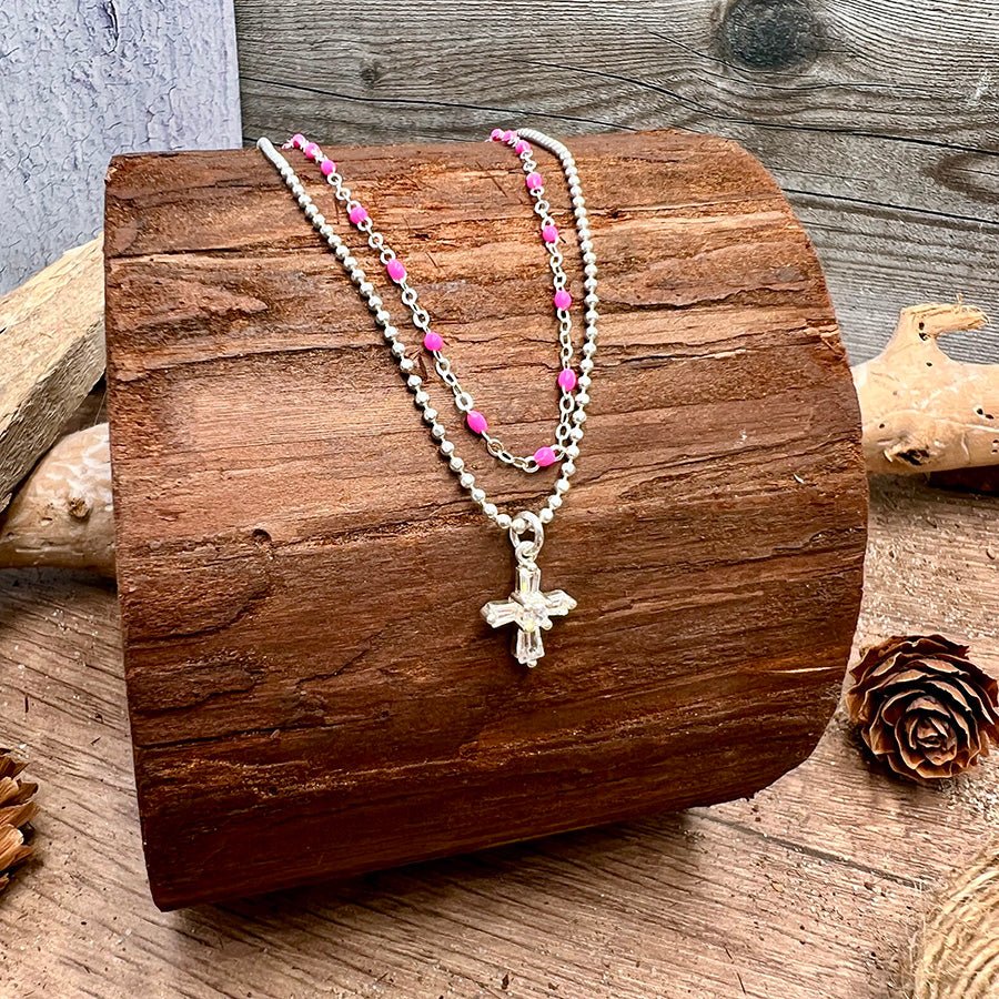 Collier femme double rang I LOST MY MIND IN MIAMI – chaîne perles émaillées rose fluo, pendentif croix zircons, argent 925 – bijoux fait main en argent 925 | Pitch & Néo