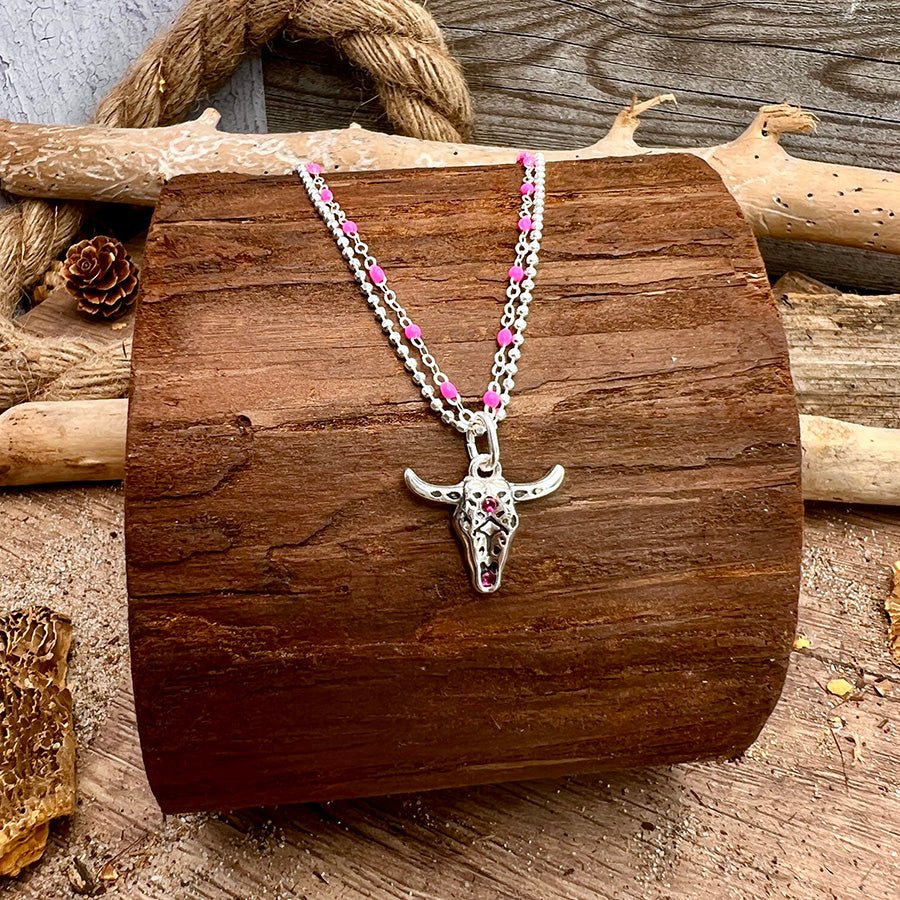 Collier femme double rang TOO PINK TO DIE – chaîne perles émaillées fluo rose et pendentif tête de buffle zircon fuchsia argent 925 – bijoux fait main en argent 925 | Pitch & Néo