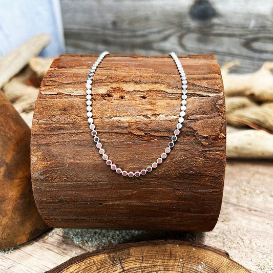 Collier femme FLAT BUT DEADLY – chaîne pastilles plates facettées et argent 925 – bijoux fait main en argent 925 | Pitch & Néo