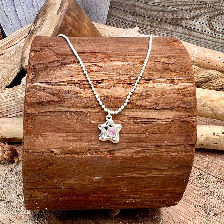 Collier femme HOT STAR MESS – chaîne boules facettées scintillantes & pendentif étoile cartoon zircon rose façon saphir en argent 925 – bijoux fait main en argent 925 | Pitch & Néo