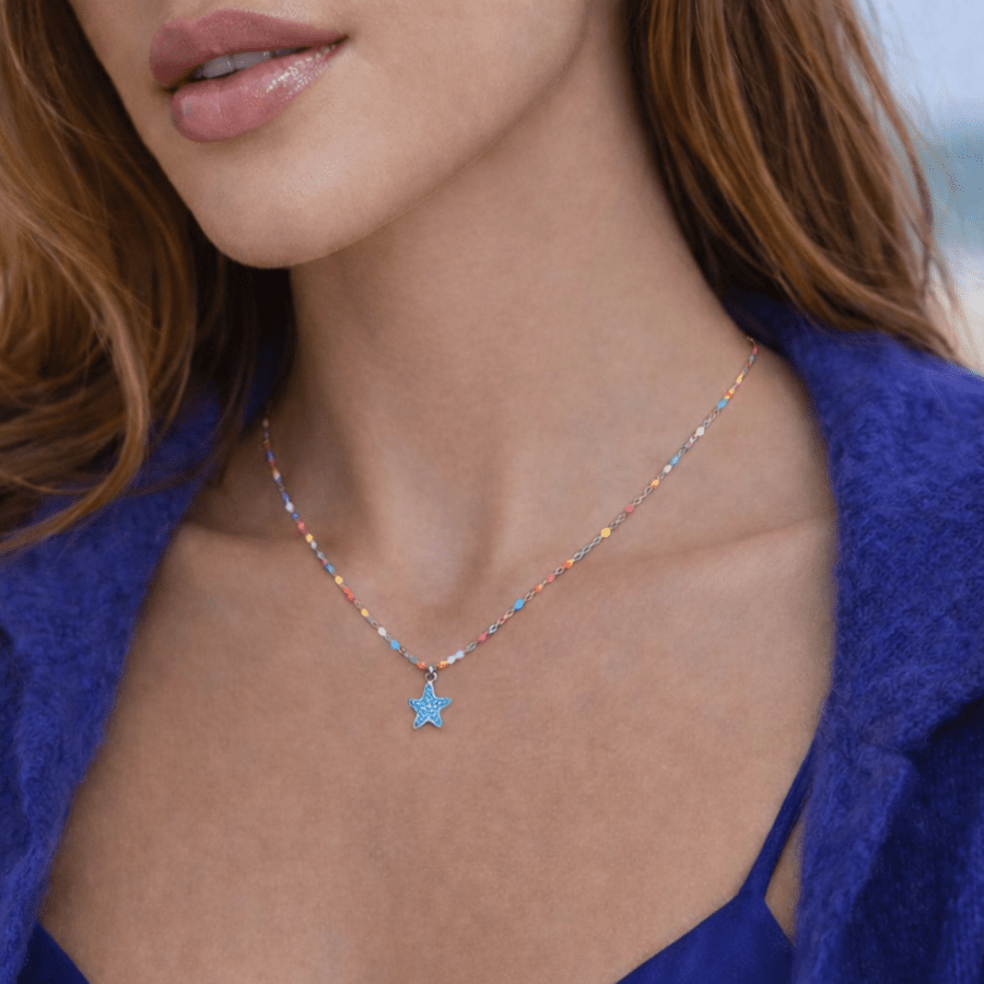 Collier femme OOPS I SPLASHED THE BEACH – chaîne perles émaillées multicolores fluo, pendentif étoile de mer émail turquoise et argent 925 – bijoux fait main en argent 925 | Pitch & Néo