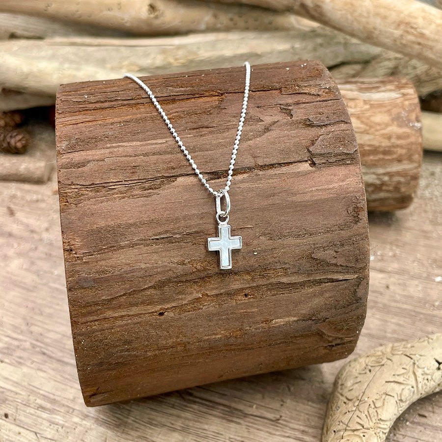 Collier femme PURE ? YOU WISH SWEETIE – chaîne boules facettées scintillantes, pendentif croix nacre et argent 925 – bijoux fait main en argent 925 | Pitch & Néo