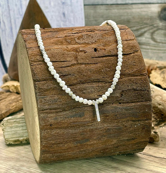 Collier femme THE PEARL BAR CLUB – perles de culture, pendentif barre verticale pavée de zircon et perles argent 925 – bijoux fait main en argent 925 | Pitch & Néo