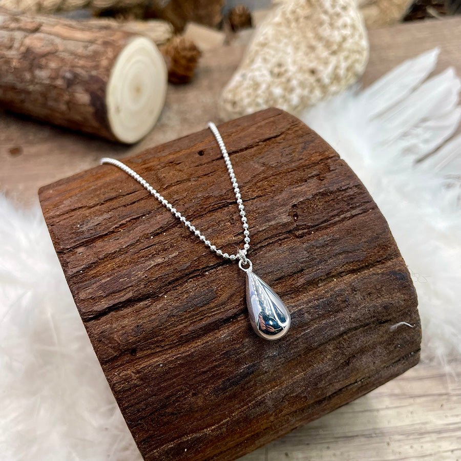 Collier femme ULTIMATE DROP – chaîne boules facettées scintillantes & pendentif goutte massive en argent 925 – bijoux fait main en argent 925 | Pitch & Néo