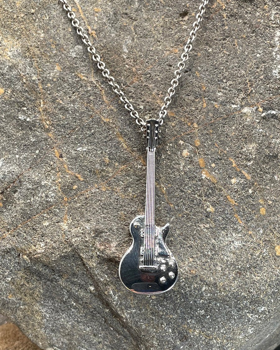 Collier homme SWEET CHILD – chaîne forçat, pendentif guitare Gibson Les Paul et argent 925 – bijoux fait main en argent 925 | Pitch & Néo