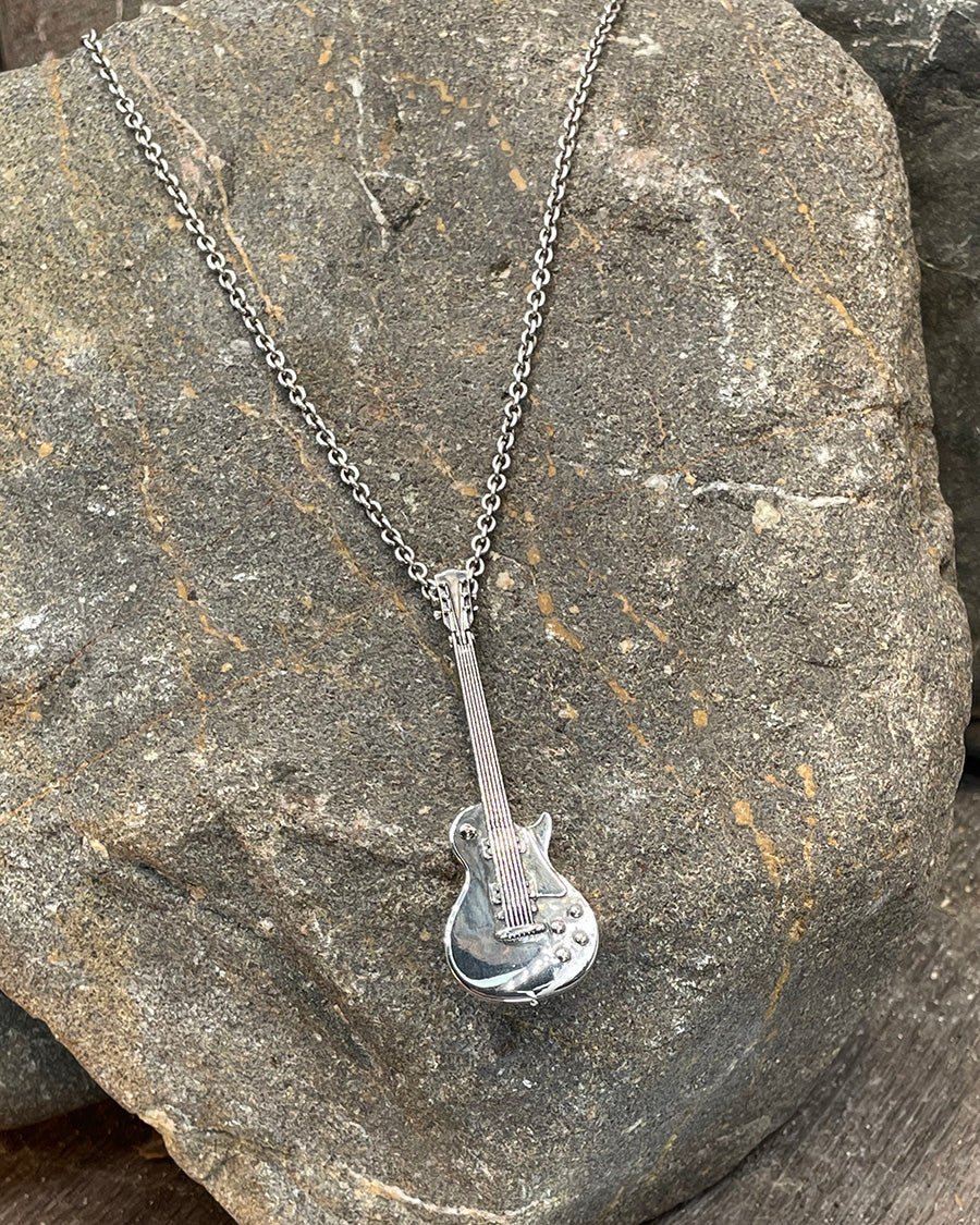 Collier homme SWEET CHILD – chaîne forçat, pendentif guitare Gibson Les Paul et argent 925 – bijoux fait main en argent 925 | Pitch & Néo