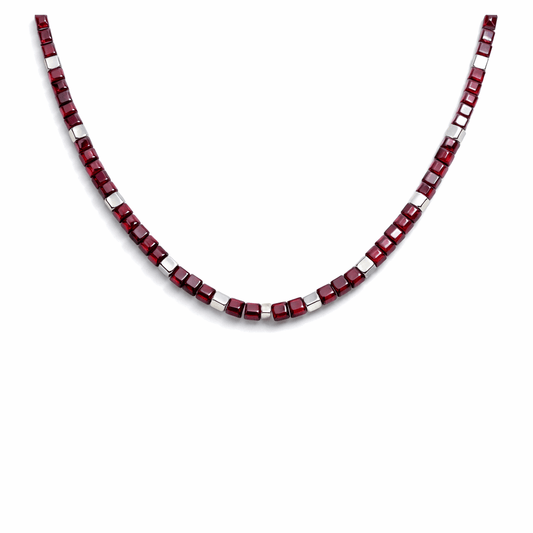 Collier perles femme argent 925 – WINE NOT, perles carrées de grenat – bijoux fait main en argent 925 | Pitch & Néo