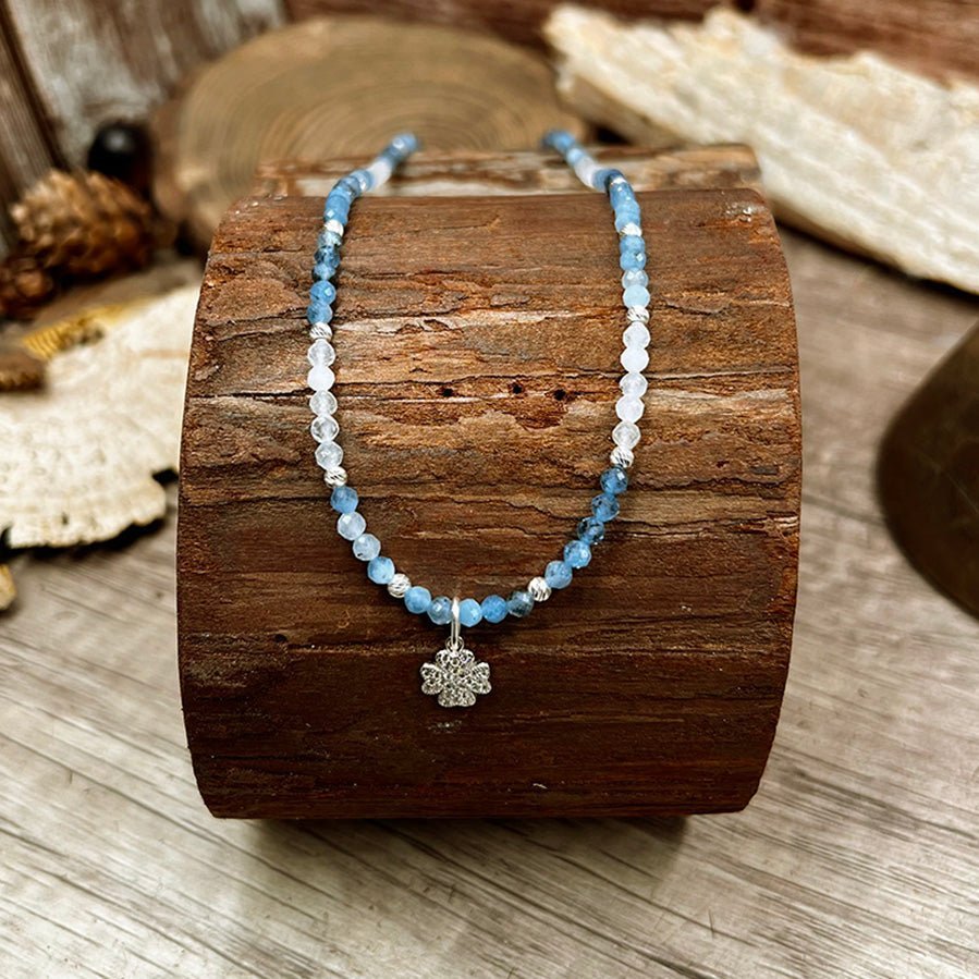 Collier perles femme BABY BLUE & BAD MANNERS – dégradé de perles d’aigue - marine, pendentif flocon serti de zircon, argent 925 – bijoux fait main en argent 925 | Pitch & Néo