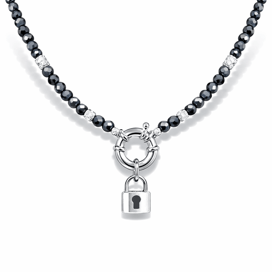 Collier perles femme LOCKED IN LUST – perles de térahertz facettées, & fermoir bouée et cadenas et argent 925 – bijoux fait main en argent 925 | Pitch & Néo