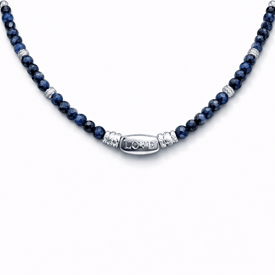 Collier perles femme LOVE SEED – perles de saphir naturel & galet gravé LOVE en argent 925 – bijoux fait main en argent 925 | Pitch & Néo