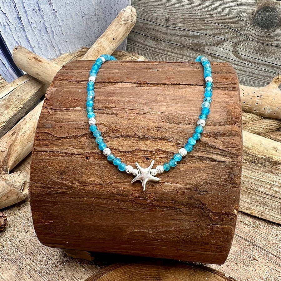 Collier perles femme MAKE WAVES, BABY – perles d’apatite facettées, & pendentif étoile de mer oversize en argent 925 – bijoux fait main en argent 925 | Pitch & Néo