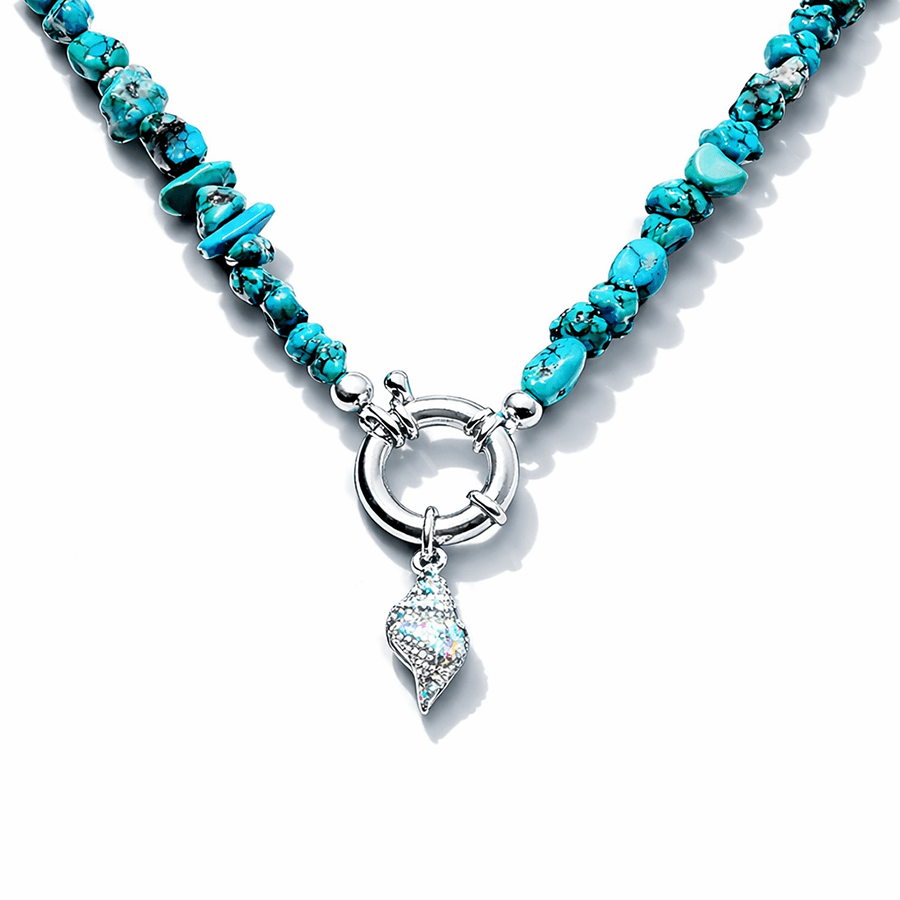 Collier perles femme MARINA QUEEN – perles chips de turquoise du Nevada véritable & pendentif coquillage, fermoir bouée oversize et argent 925 – bijoux fait main en argent 925 | Pitch & Néo