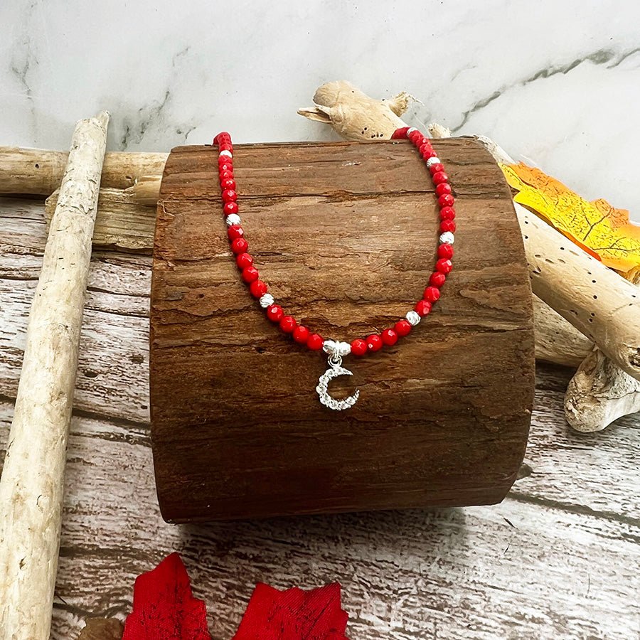 Collier perles femme MOON IS A LOVER – perles de corail bambou, pendentif lune zircons et argent 925 – bijoux fait main en argent 925 | Pitch & Néo