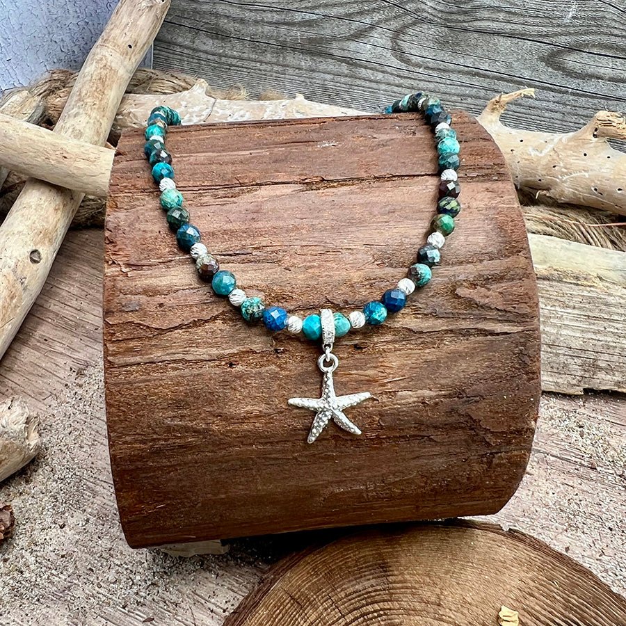 Collier perles femme OCEAN HANGOVER – perles d’azurite facettées, & pendentif étoile de mer oversize en argent 925 – bijoux fait main en argent 925 | Pitch & Néo