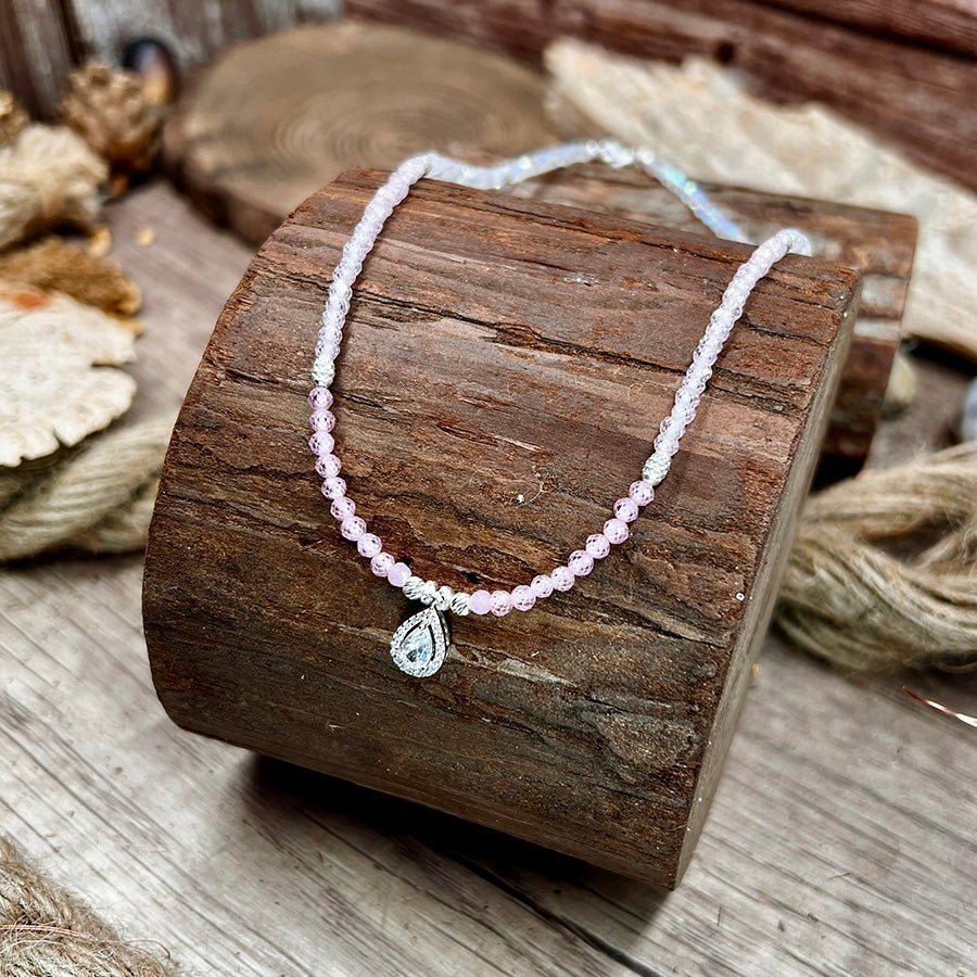 Collier perles femme pierre de lune arc - en - ciel zircons roses pendentif goutte argent 925 COTTON CANDY KISS – bijoux fait main en argent 925 | Pitch & Néo