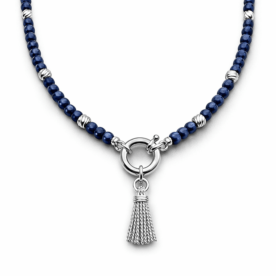 Collier perles femme SAPPHIRE NEVER LIES – perles de saphir naturel, pendentif pompon et fermoir bouée en argent 925 – bijoux fait main en argent 925 | Pitch & Néo