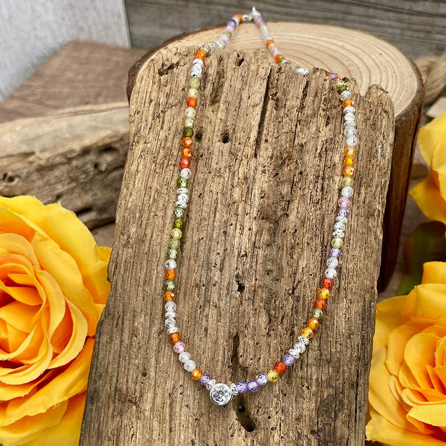 Collier perles femme TASTE ME LATER – perles de zircons multicolores & pendentif solitaire zircon façon diamant en argent 925 – bijoux fait main en argent 925 | Pitch & Néo